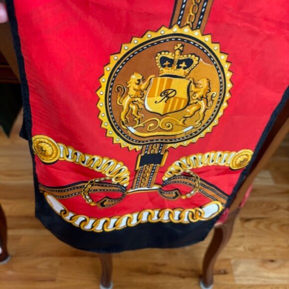 Stunning Vintage 80s Status Print Designer Inspired Silk Scarf - Picture 7 of 7